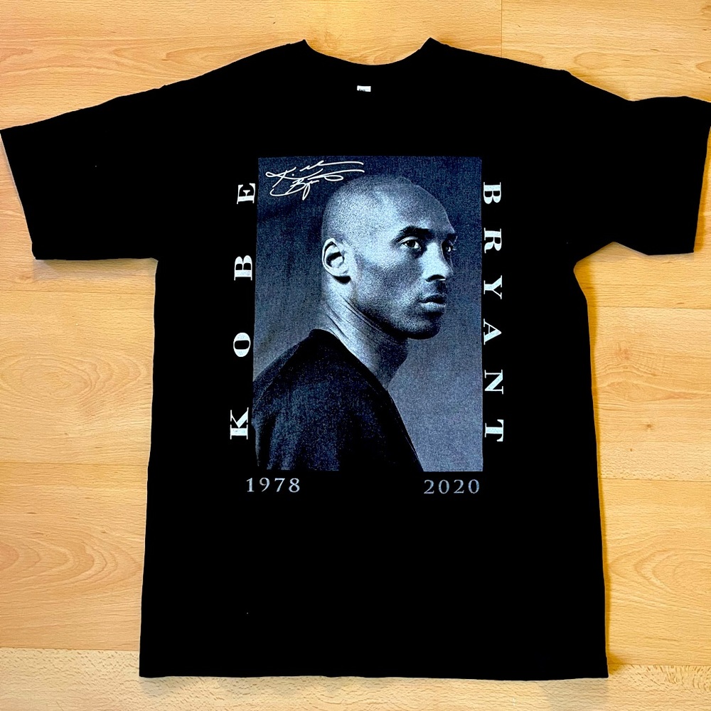Kobe Bryant T -shirt